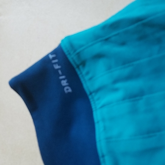 Nike dri fit emerald green skort sz lge. - Picture 5 of 10